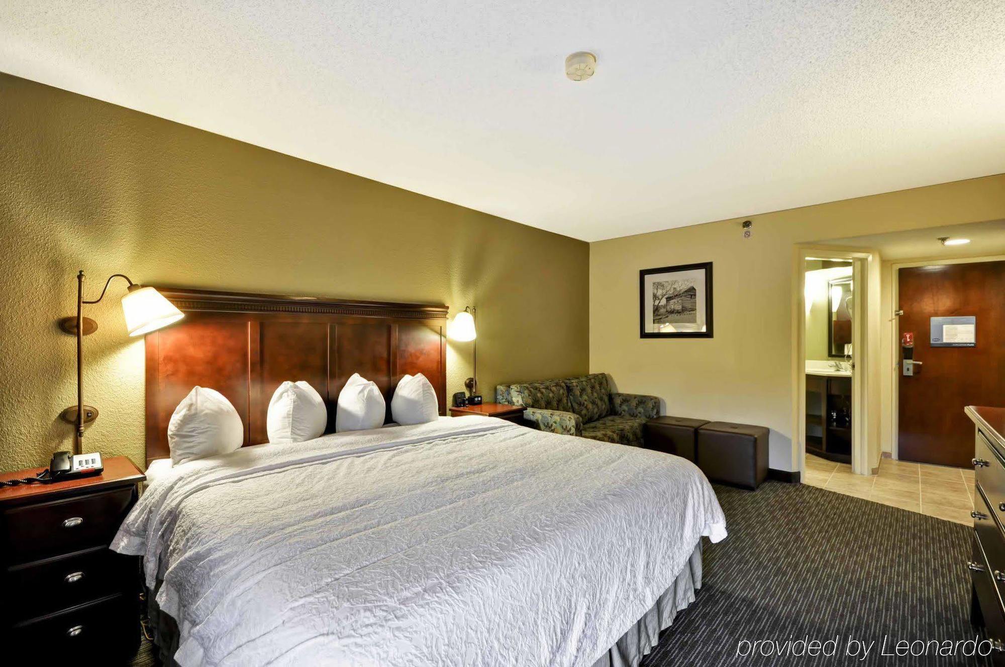 Hampton Charlotte-gastonia Gastonia